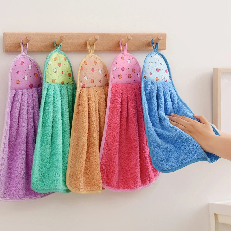 4pcs Coral Velvet Bathroom Supplies, Soft Hand Towel, Absorbent Cloth Dishcloths, Hanging Cloth, Kitchen Accessories
